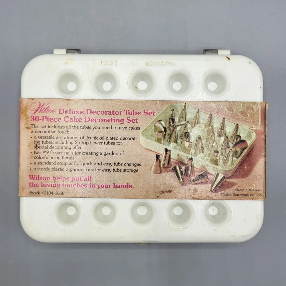 Wilton Deluxe Decorator Tube Set Vintage 1975 30pc Cake Decorating Kit Silver